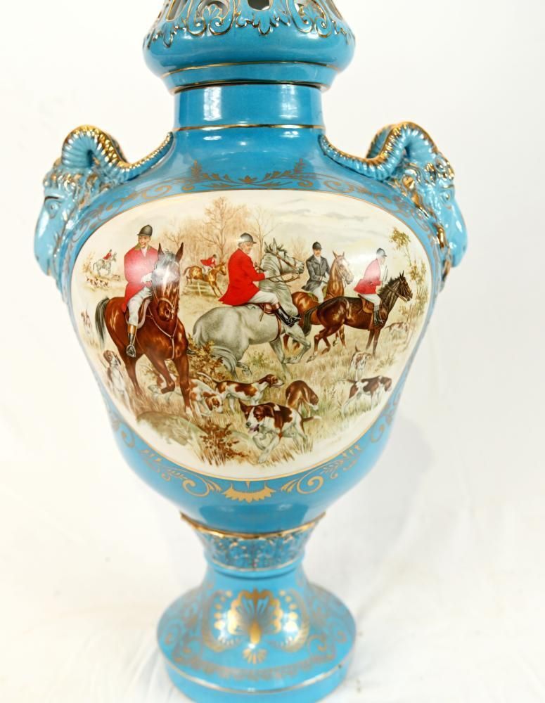 Sevres Style Porcelain Lidded Urns Vases Paris French With Hunting Scenes photo for sale