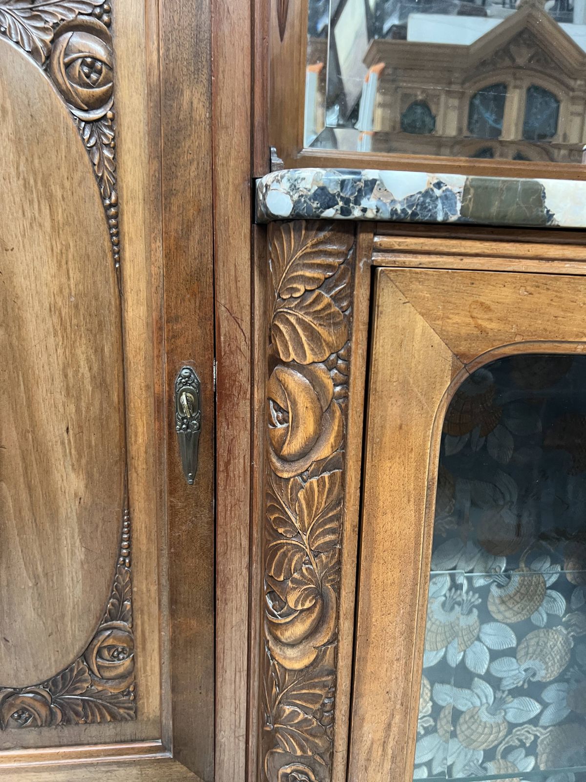 Art Deco Buffet In Solid Walnut, 20th Century. photo vinterior
