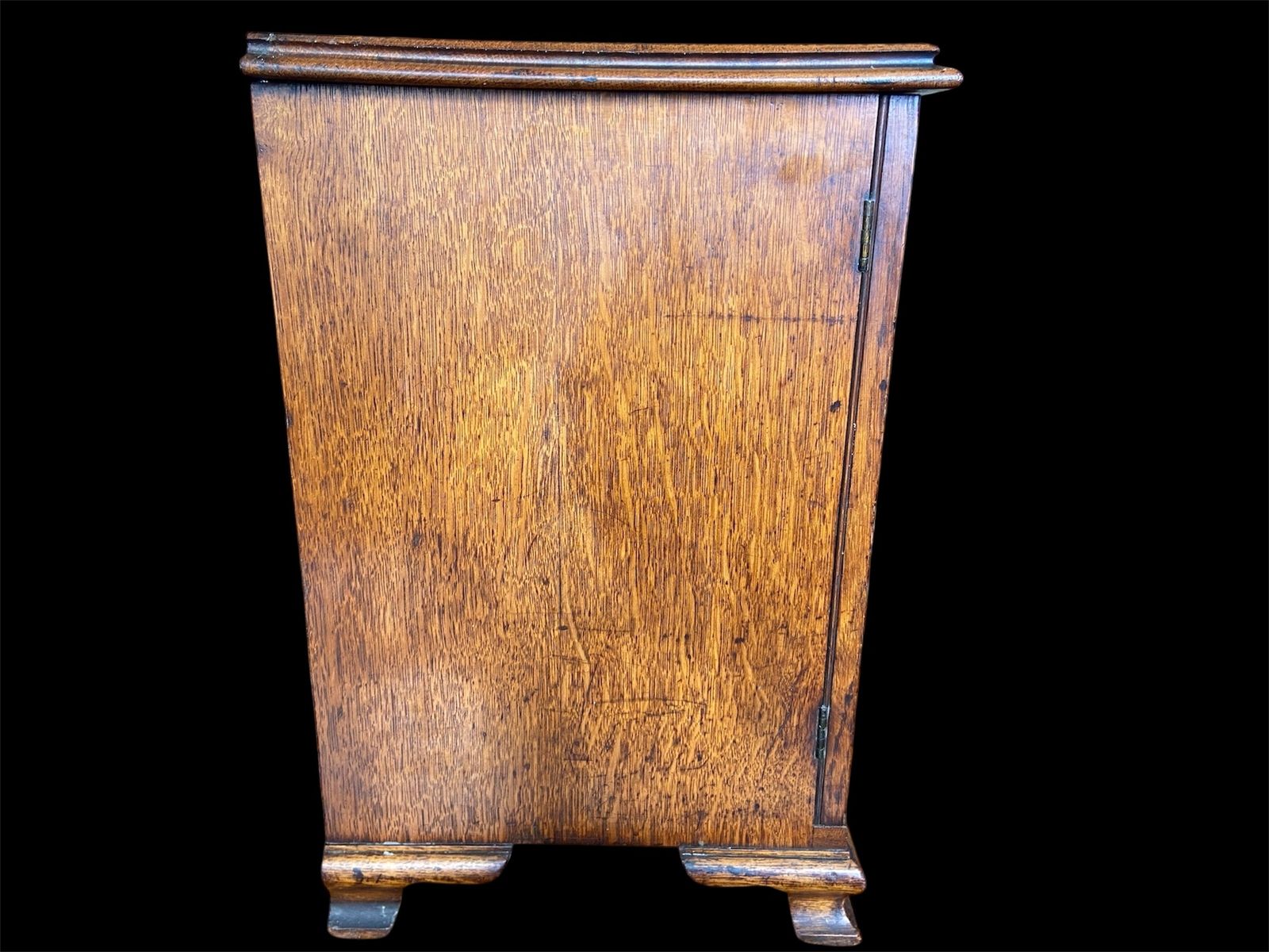 20th Century Oak Linen Fold Stationery Cupboard With Fitted Interior (Ipswich) photo for sale