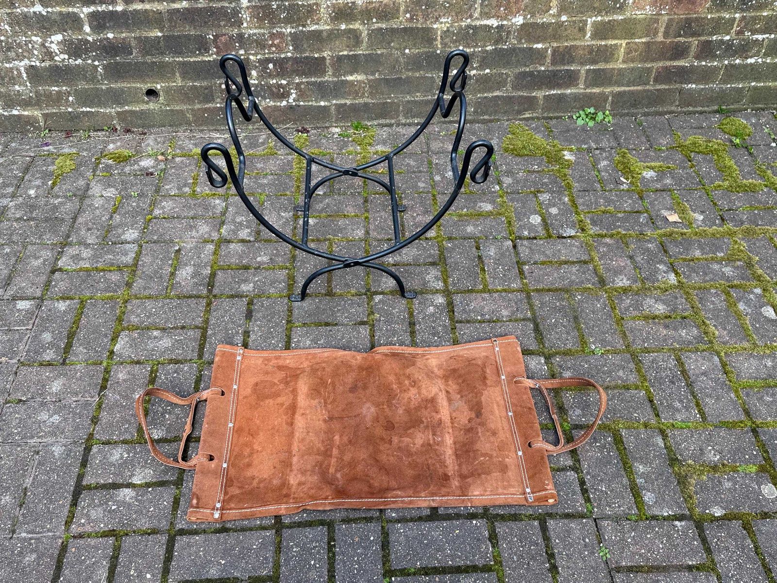 Vintage Wrought Iron Fire Basket With Leather Log Sling / Bag – Fireside Log Holder – Rustic Country Style (Late 20th Century) photo 225.0