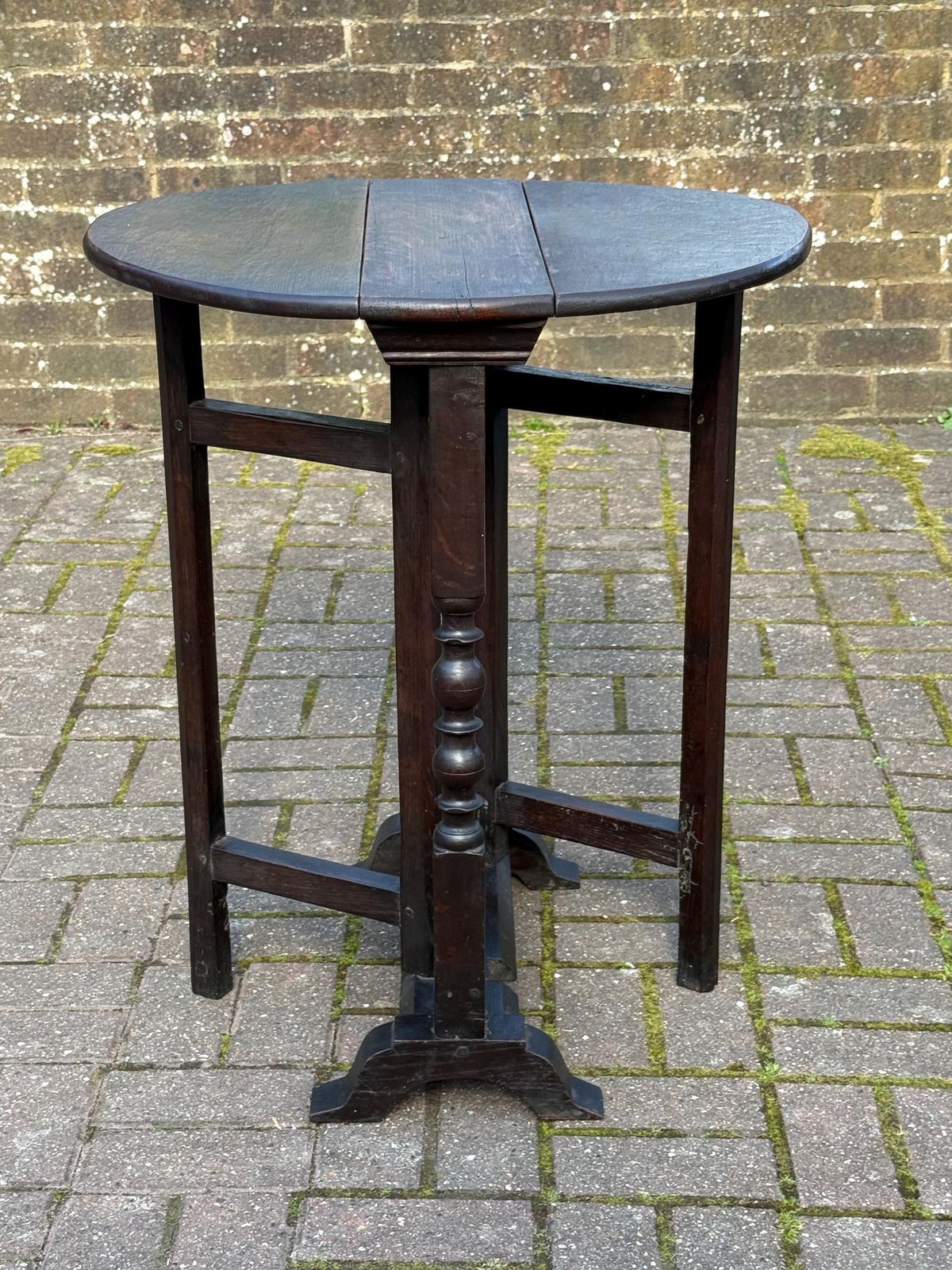 Superb Antique Oak Gateleg Drop Leaf Table – Late Victorian / Edwardian, Circa Early 1900s photo furniture