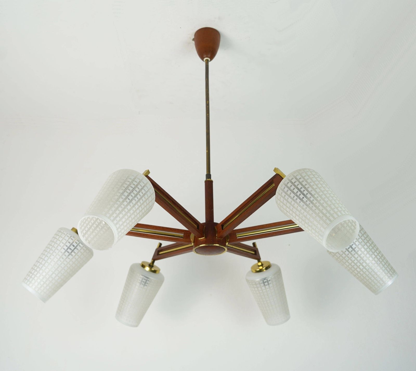 photo vintage 1960s Mid Century Sputnik 8 Light Chandelier Teak Brass Glass Ceiling Light