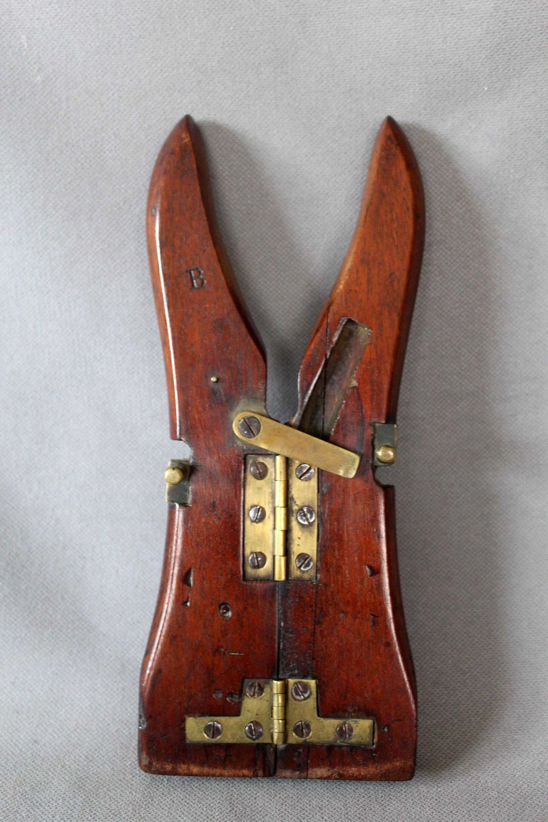 Antiek Houten En Messing Schoenentrekker, Opvouwbaar, Reismodel, Brits, Engeland, Landelijke Stijl, Verzamelobject photo vinterior