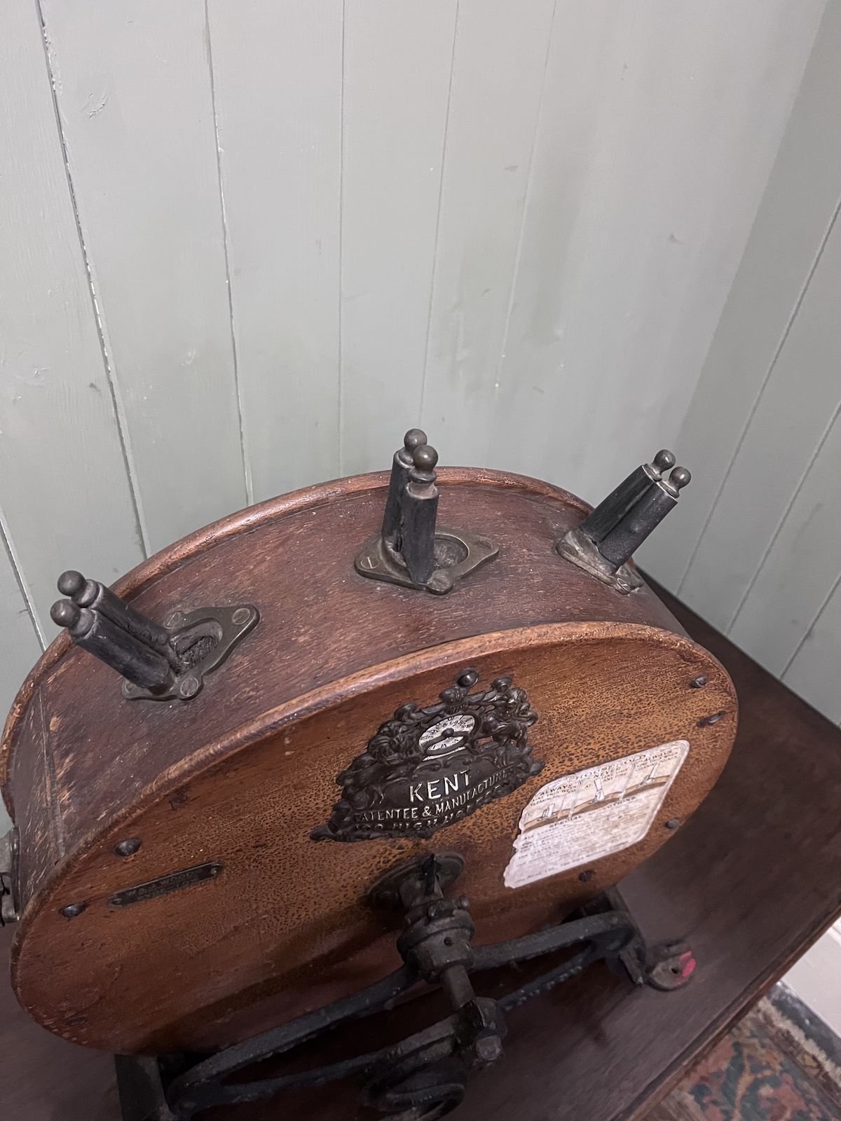 Antique Isle Of Wight Retailer Knife Polisher And Sharpener photo 185.0