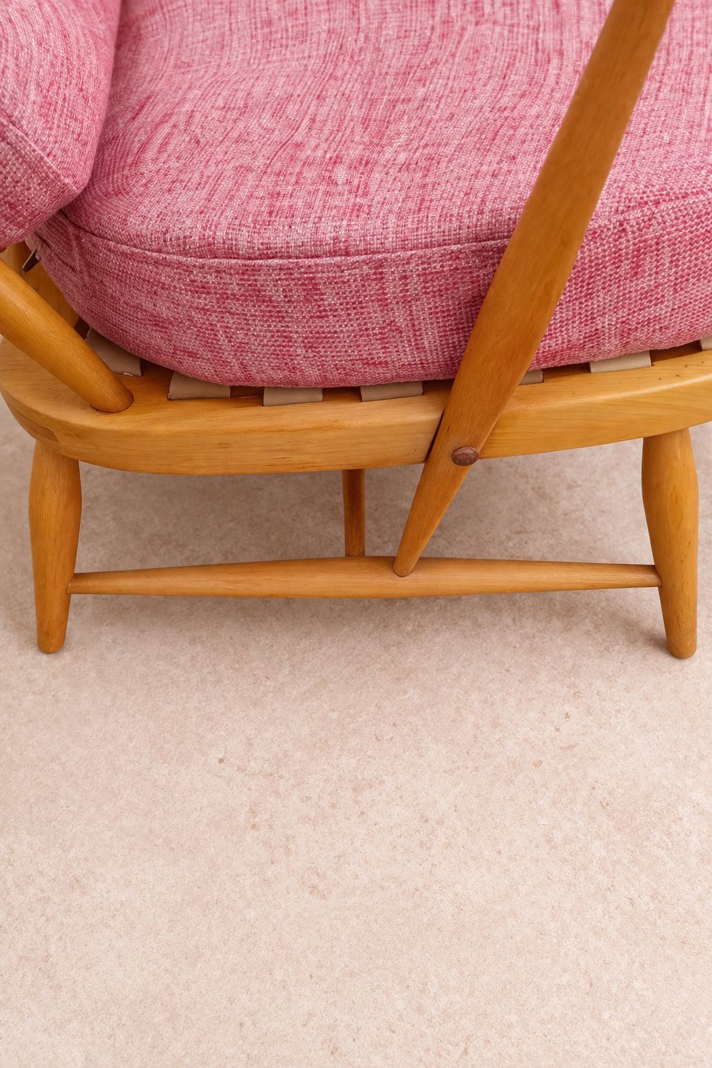 Pair Of Mid Century Ercol Armchairs Reupholstered In Fermoie ‘Wave’ Linen photo 895.0