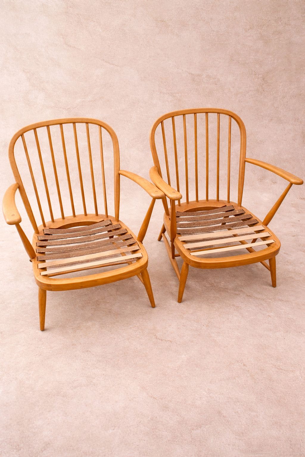 Pair Of Mid Century Ercol Armchairs Reupholstered In Fermoie ‘Wave’ Linen photo buy