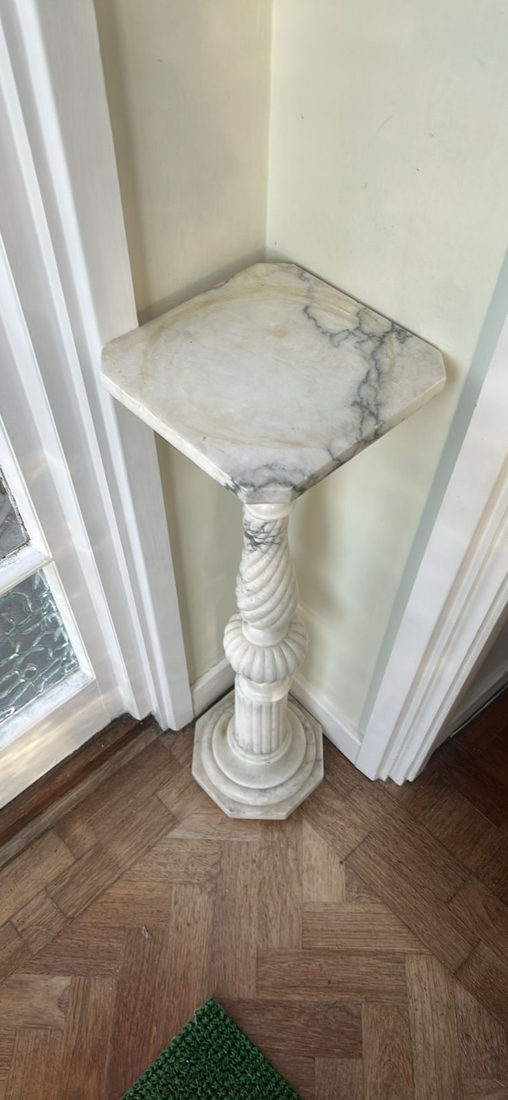 19th Century Italian Art Nouveau White Marble Veined Pedestal photo 400.0