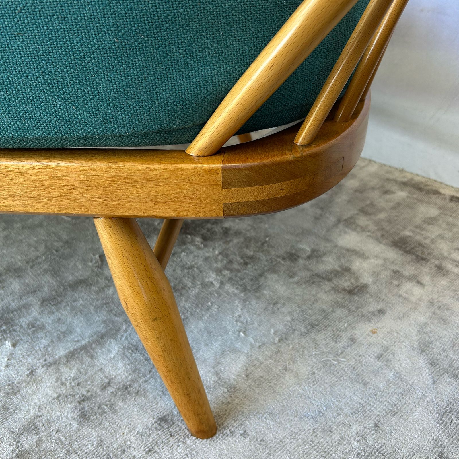 photo buy Ercol Day Bed / Studio Couch ‘Model 355’