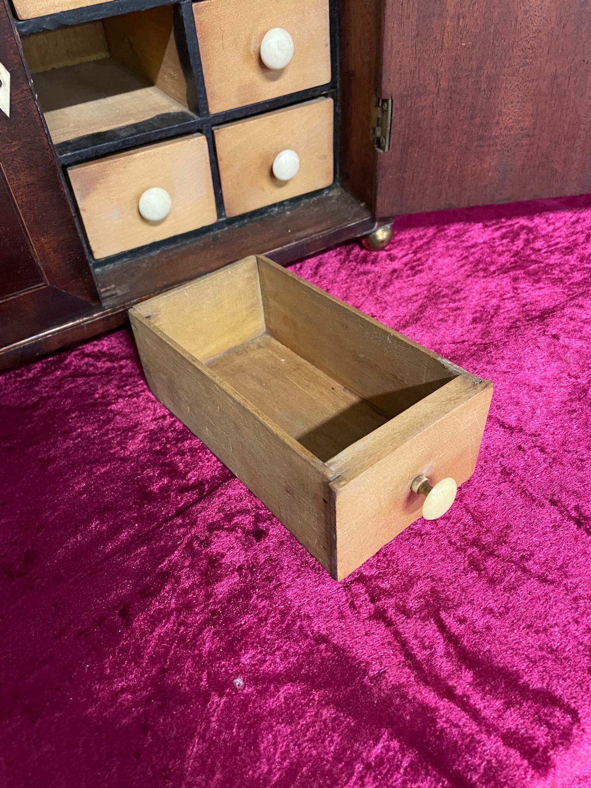 photo vinterior Georgian Small Inlaid Mahogany Spice Cabinet Circa 1810