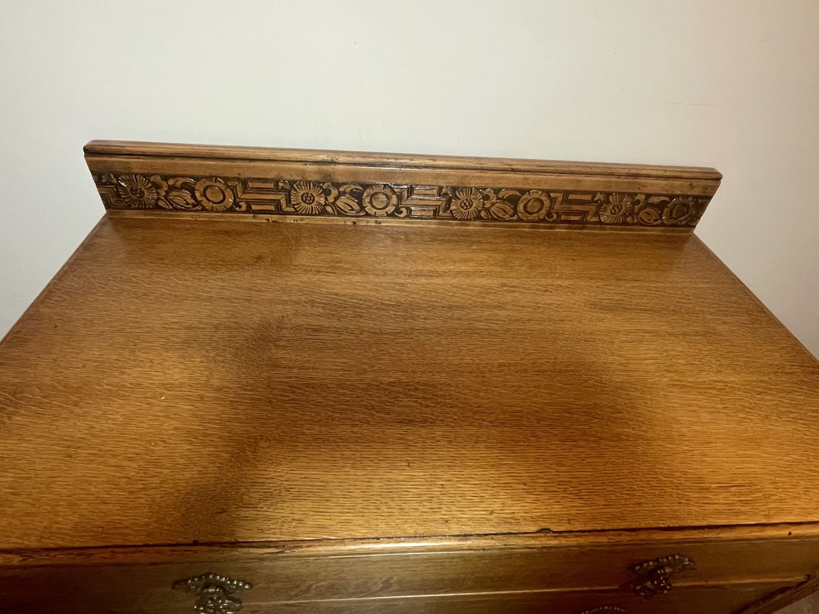 Carved Oak Chest Of Drawers | Vintage 3 Drawer Commode With Ornate Handles & Greek Key Motif photo 250.0