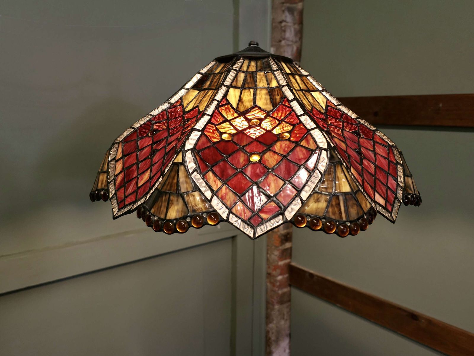 A Mid Century Tiffany Style Arts And Crafts Lampshade A Lovely Large Lampshade photo Lighting