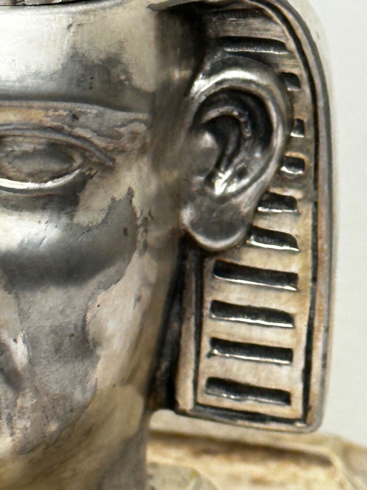photo furniture Rare Victorian Egyptian Revival Silver Plate Pharaoh Inkwell – Lee & Wigfull, Sheffield