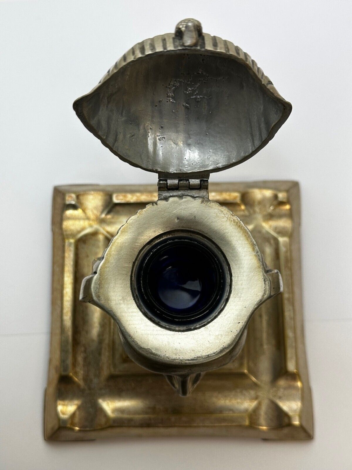photo buy Rare Victorian Egyptian Revival Silver Plate Pharaoh Inkwell – Lee & Wigfull, Sheffield