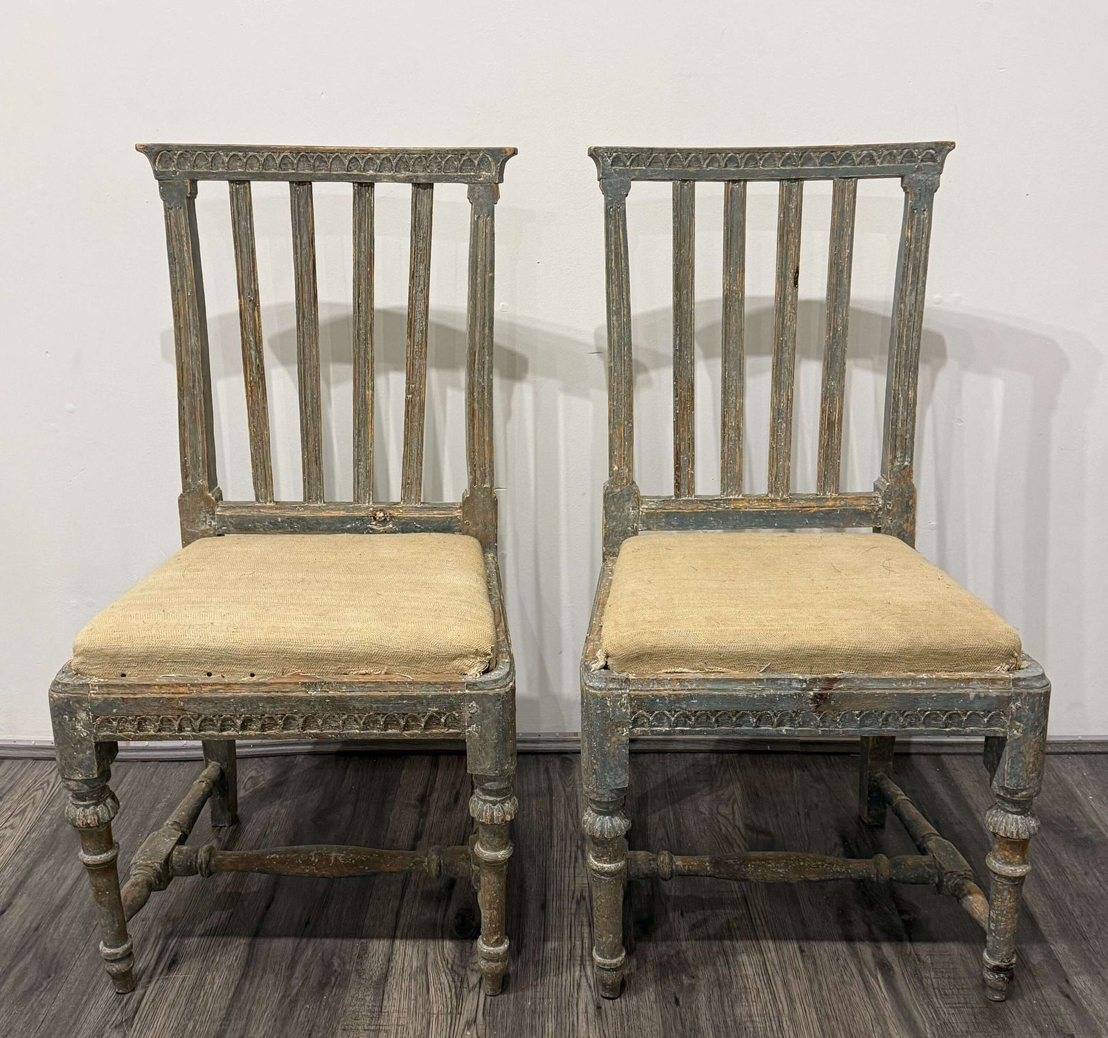 Set Of 19th Century Swedish Gustavian Dinning Chairs photo Furniture