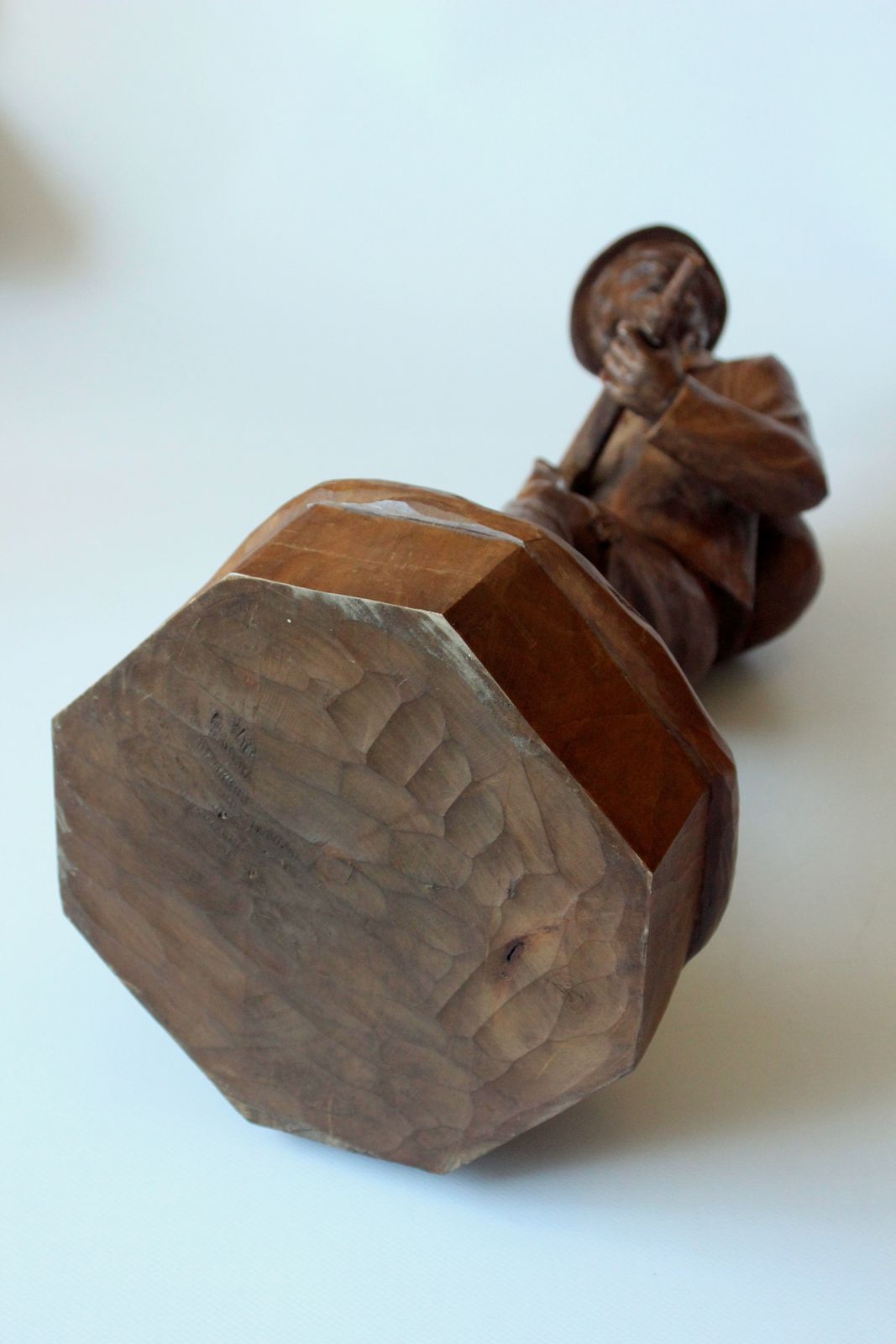 1930s   Antique Handcarved Wooden Sculpture Of A Hunter photo vintage