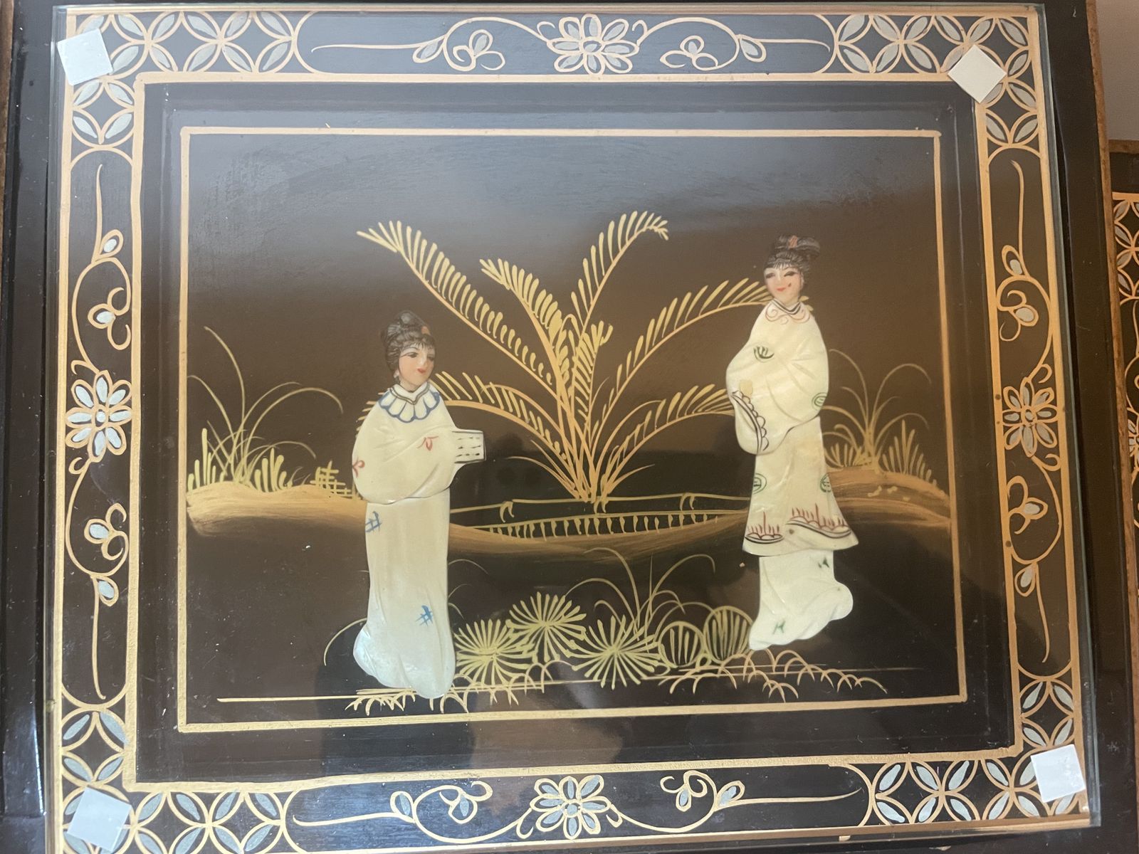 Set Of 4 Vintage Chinoiserie Nesting Tables | Black Lacquer & Mother Of Pearl Inlay photo 285.0