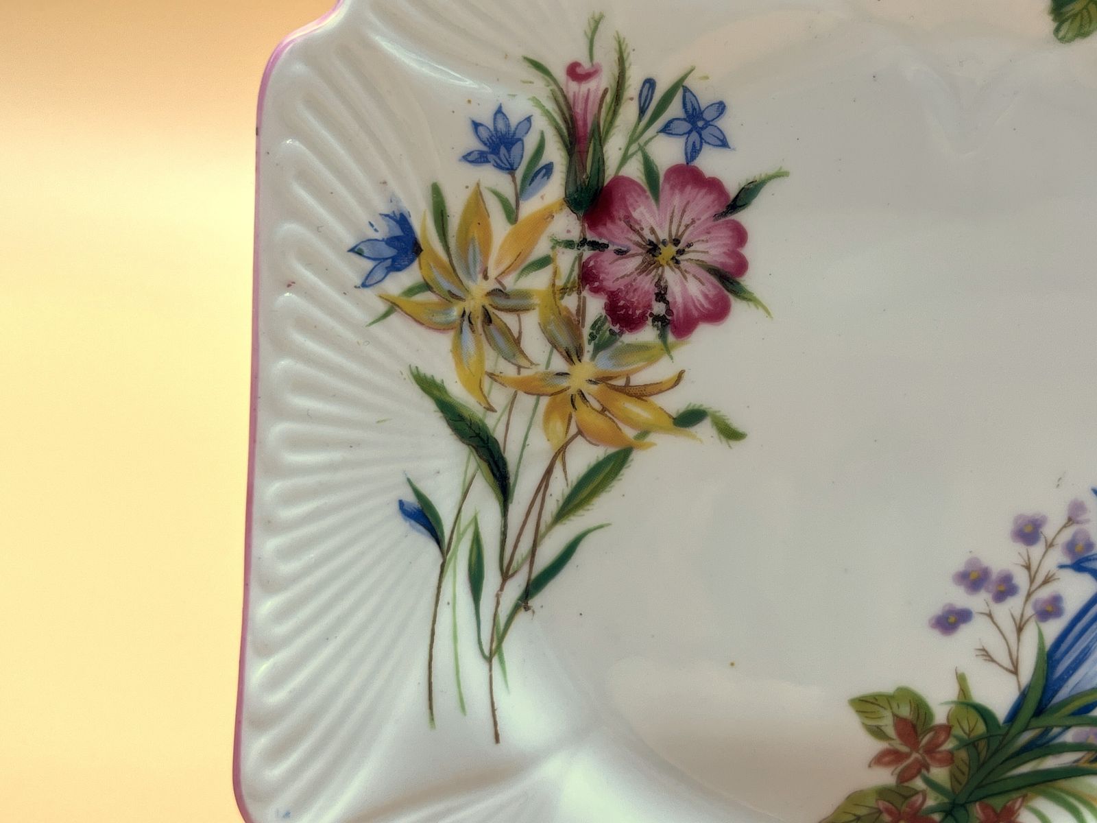 Vintage Shelley China Wild Flowers Dainty Pink Trim Design Tea Cup, Saucer And Side Plate Trio. 13668. photo Home Decor