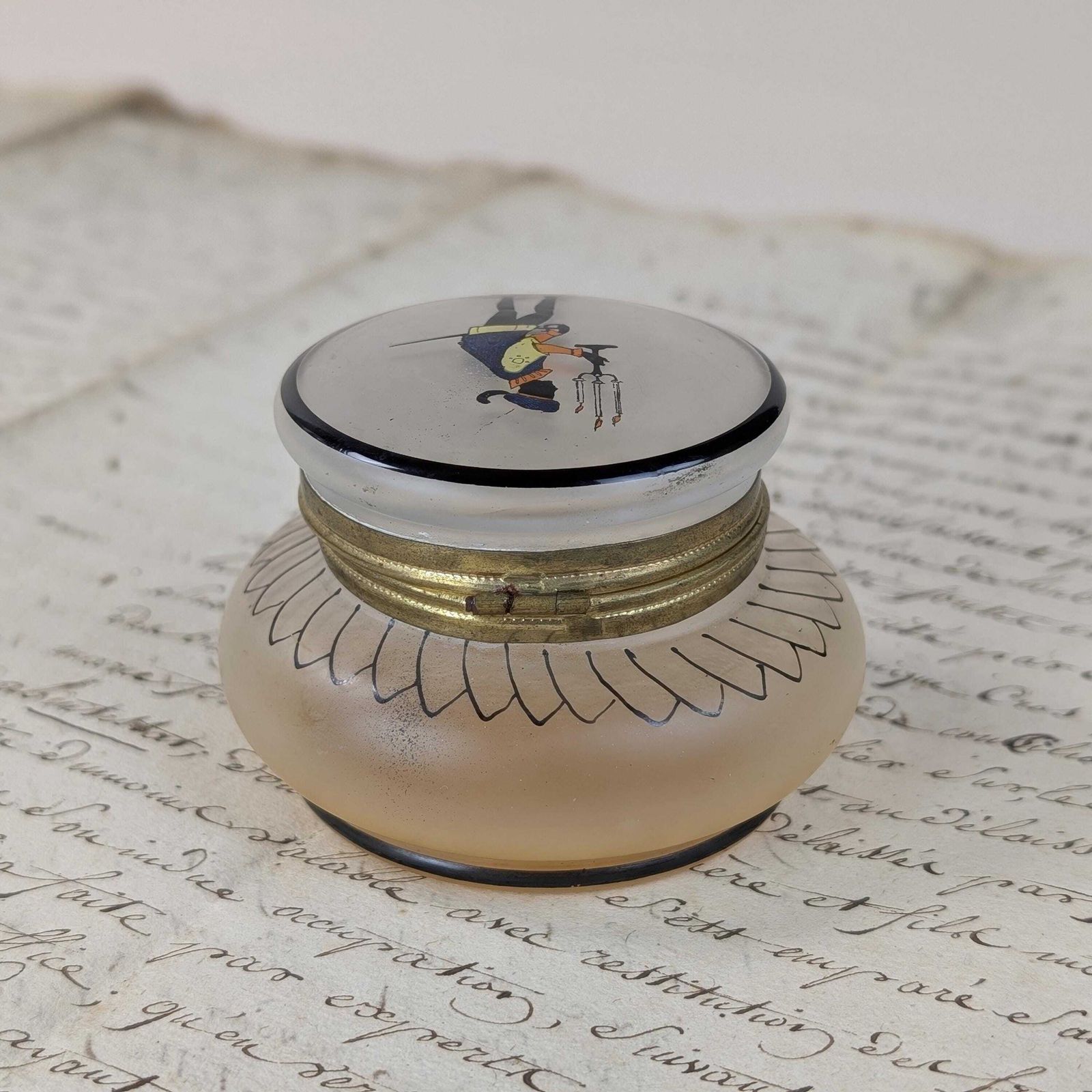 French Frosted Glass Trinket Box, Vintage Satin Glass 1940s Silhouette Vanity Jar Hinged Pill Box photo Home Decor