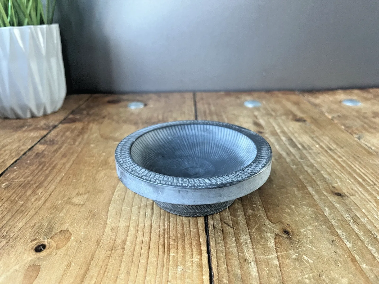 Lovely Vintage Welsh Pant Hwfa Unusual Folk Art Slate Bowl Dish Ashtray Antique