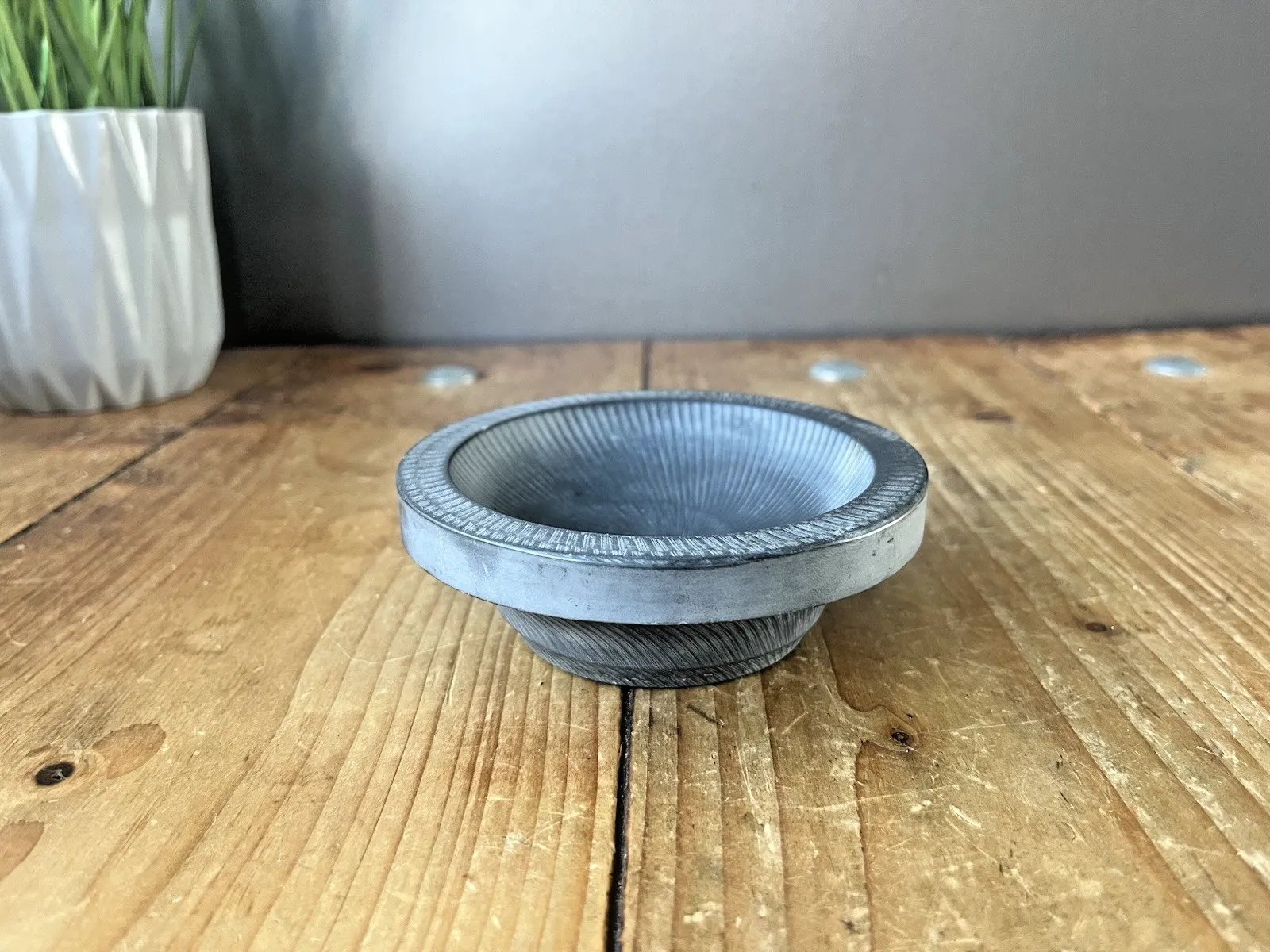 Lovely Vintage Welsh Pant Hwfa Unusual Folk Art Slate Bowl Dish Ashtray Antique photo vinterior