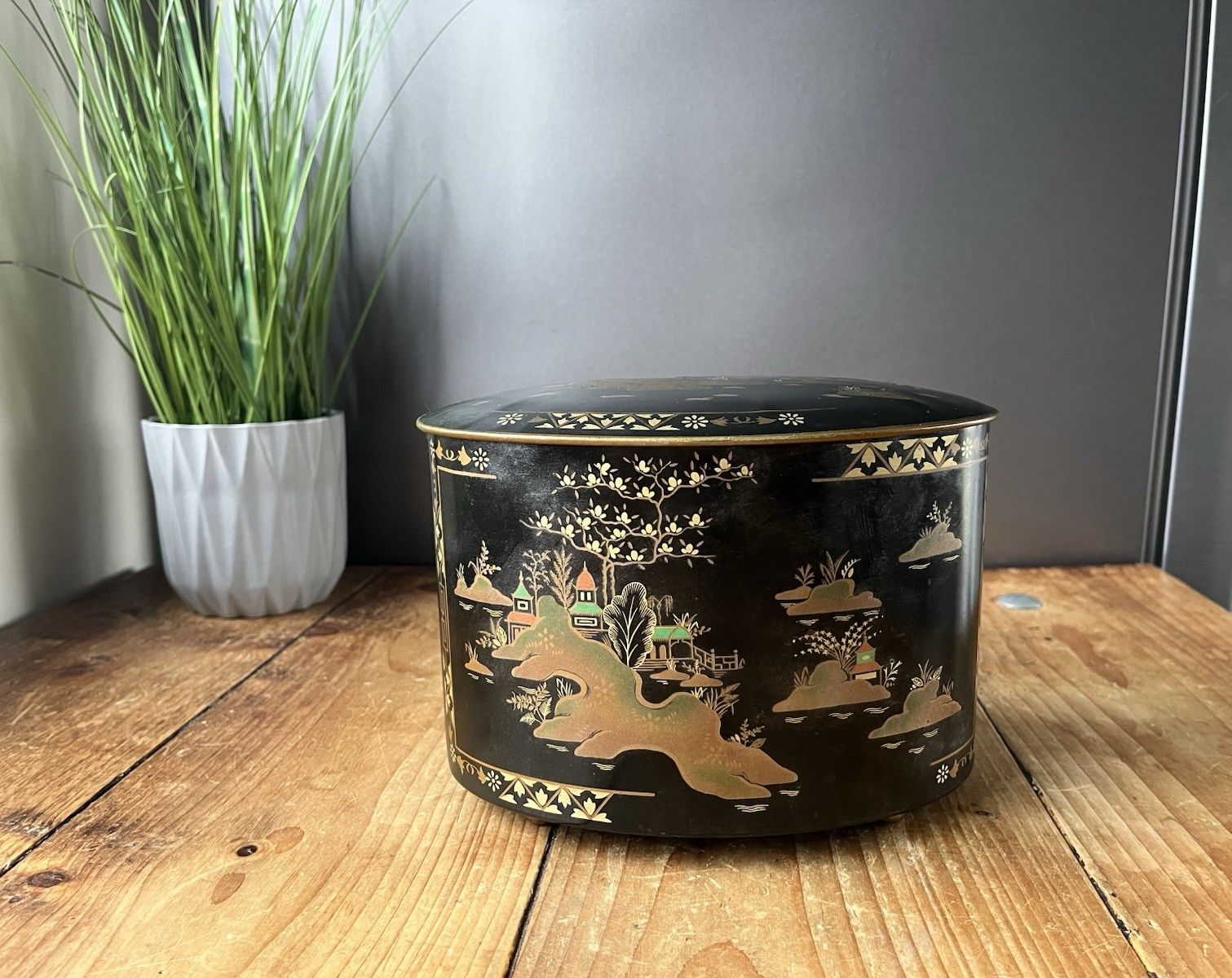 Vintage 50's British 6mb Tea Sweet Tin Box Chinoiserie Oriental Japonisme Pagoda photo 58.0