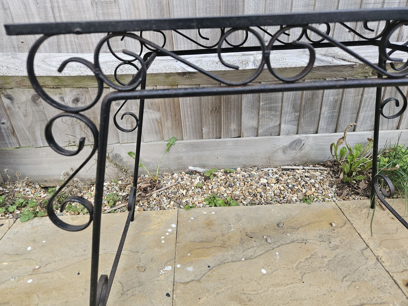 Cast Iron &Black Glass Oriental Side/Coffee Table With Gold Bird Detail photo 100.0
