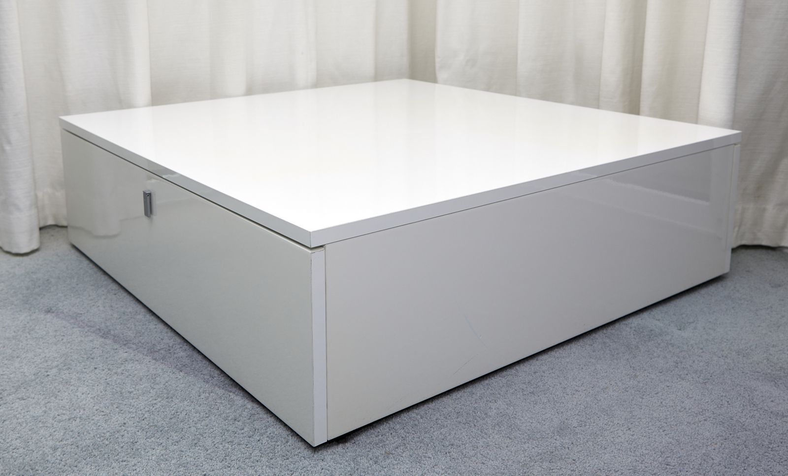Oliver B Casa Coffee Table With Drawers