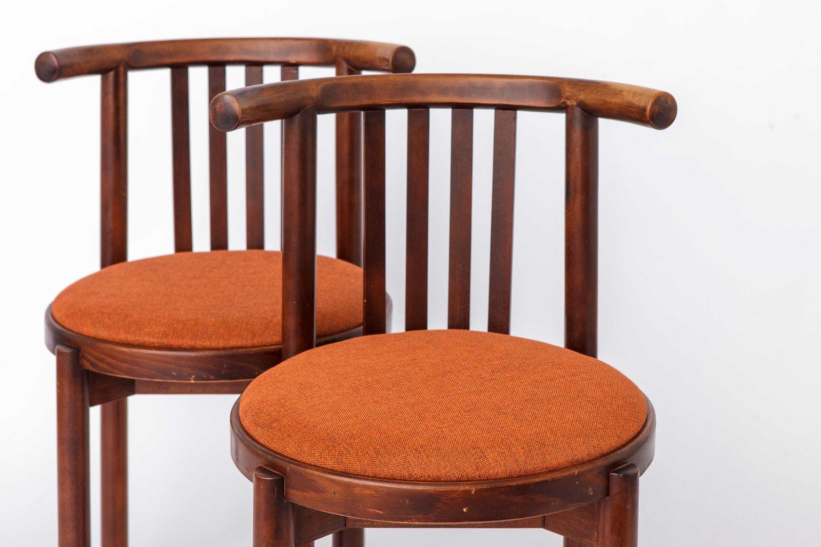 2 Of 5 Bentwood Chairs 1950s, Vintage Beech Wood Chairs, Mid Century Dining Chairs, Rust Upholstered Seats photo vinterior