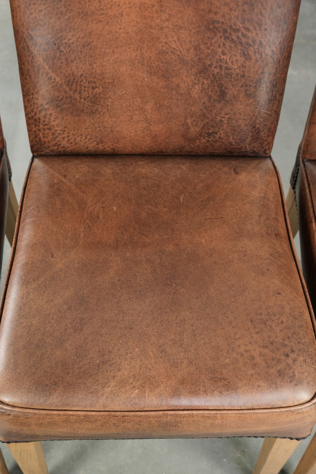 Characterful Vintage Set Of 4 Dining Chairs Made Of Sheepskin With A High Back photo buy