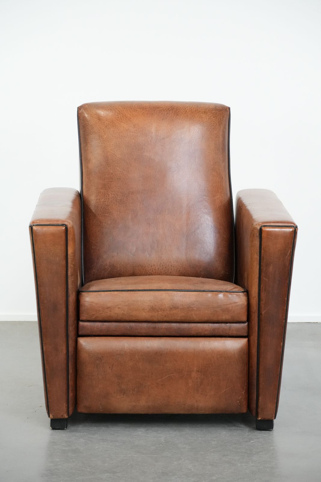 Comfortable And Adjustable Sheep Leather Relax Armchair With A Sleek Design, Beautiful Colors And A Beautiful Patina photo for sale