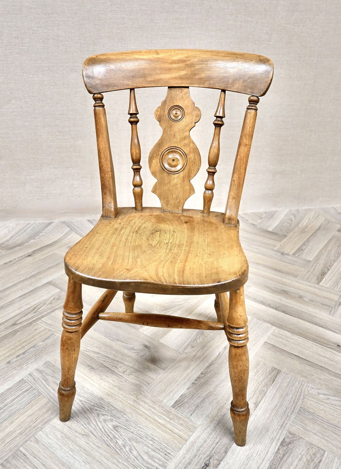 Pair Of Antique 'Double Bullseye' Windsor Kitchen Dining Chairs photo 355.0
