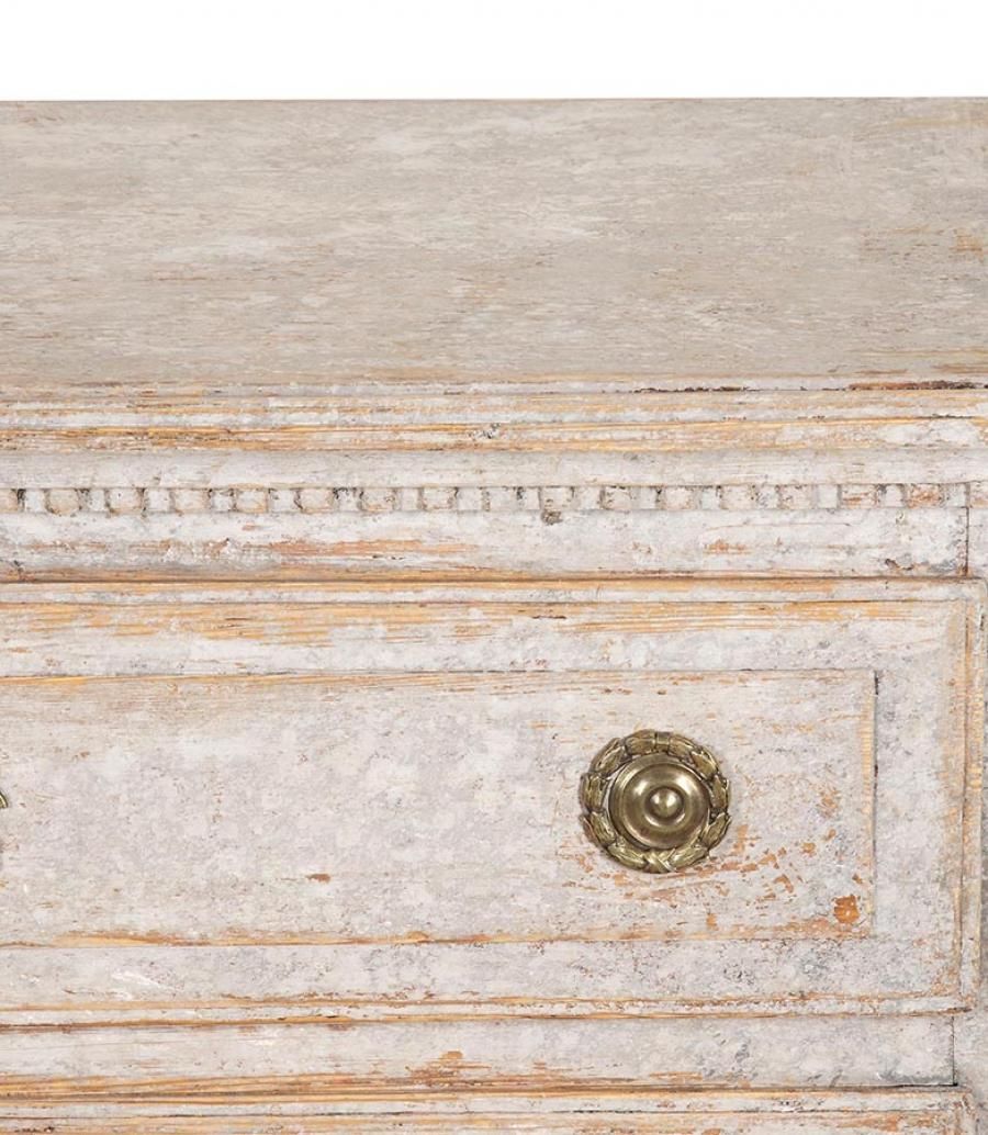 Early 19th Century Swedish Gustavian Carved Commode photo buy