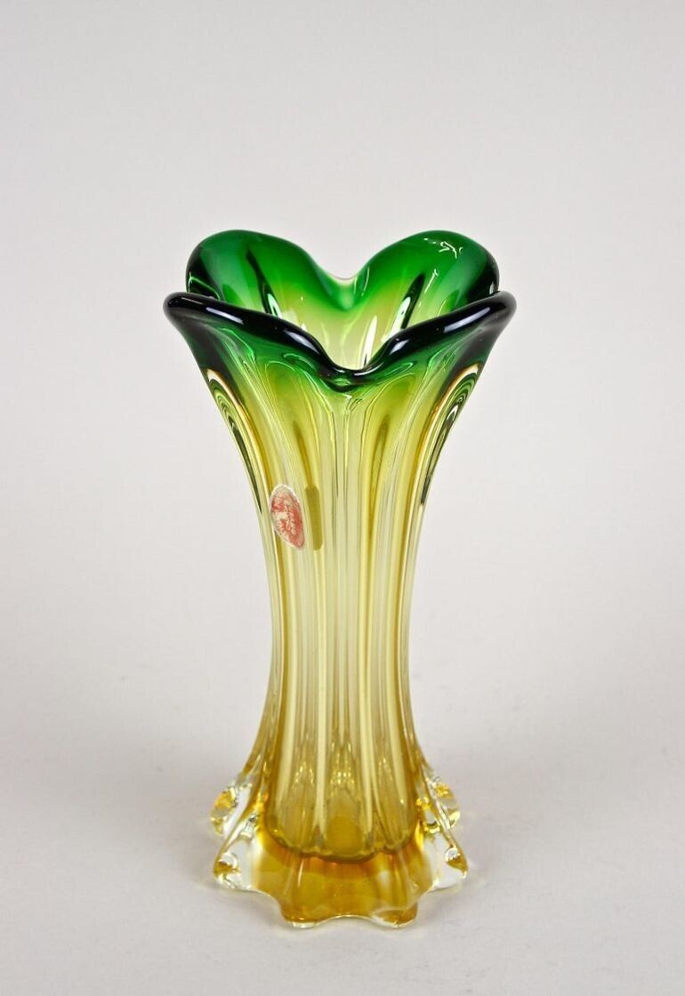 20th Century Murano Glass Vase Mid Century   Green/ Yellow, It Circa 1960/70 photo vintage