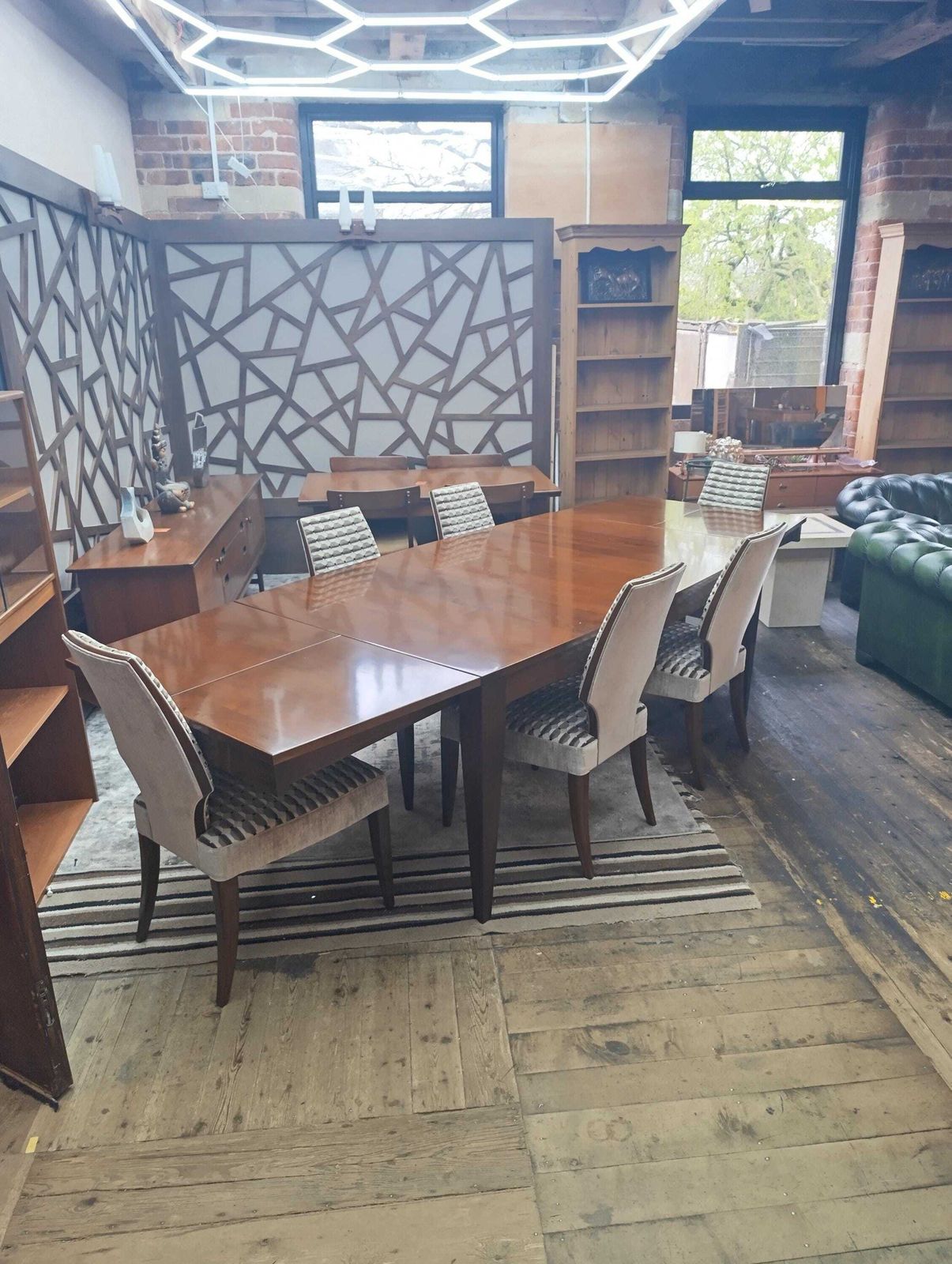 Italian Selva Extending Dining Table With Six Upholstered Chairs