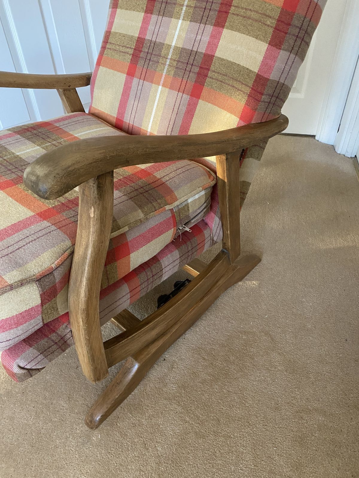Rocking Chair 20th Century In Oak, Upholstered In Tartan photo for sale
