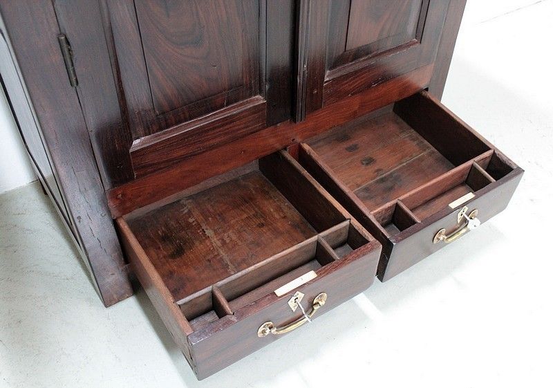 19th Century Rosewood Wardrobe photo Furniture