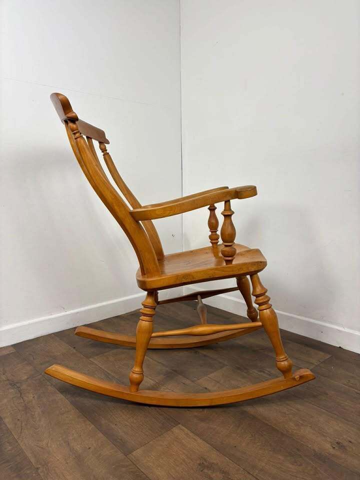 photo furniture Vintage Elm Grandfather Rocking Chair