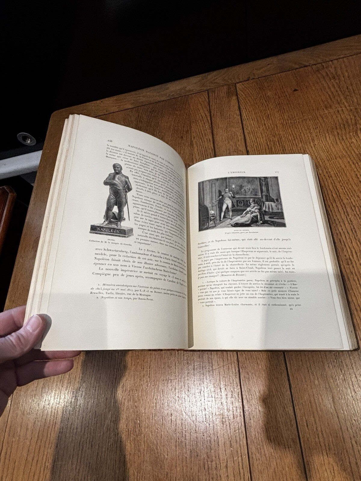 photo vintage Napoleon. Large Victorian Illustrated Leather Bound Book, Paris 1895