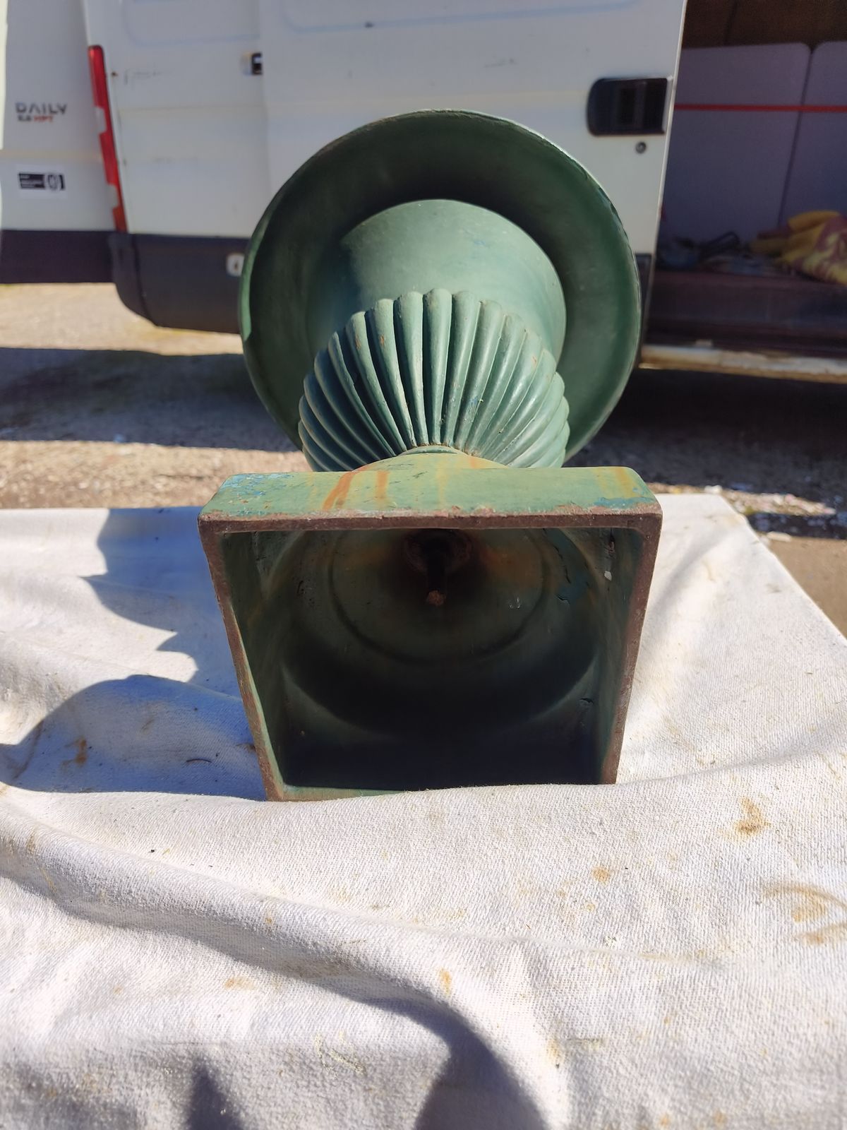 photo buy Pair Of 19th Century Cast Iron Medici Vases