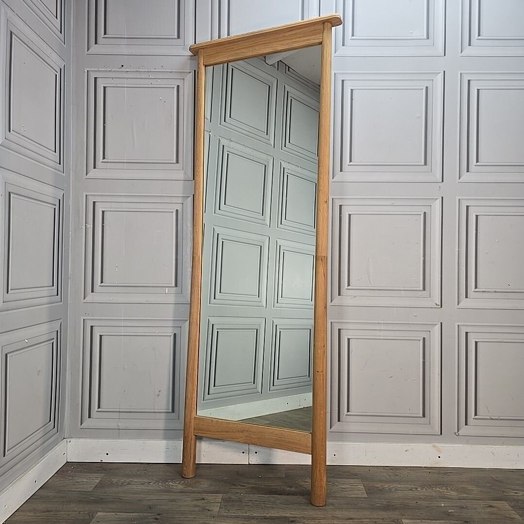 photo vintage Solid Oak Cheval Mirror    Frank Hudson "Wycombe" Full Length Dressing Bedroom