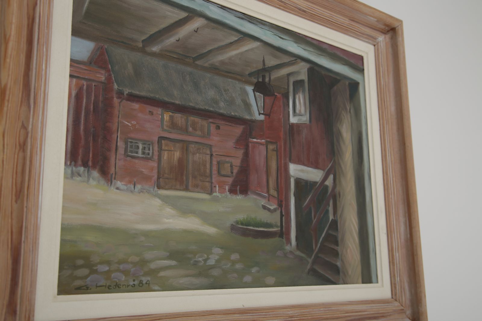 ‘Farm Courtyard’, Oil On Board By G. Hedenrå, Signed And Dated 1984 photo for sale