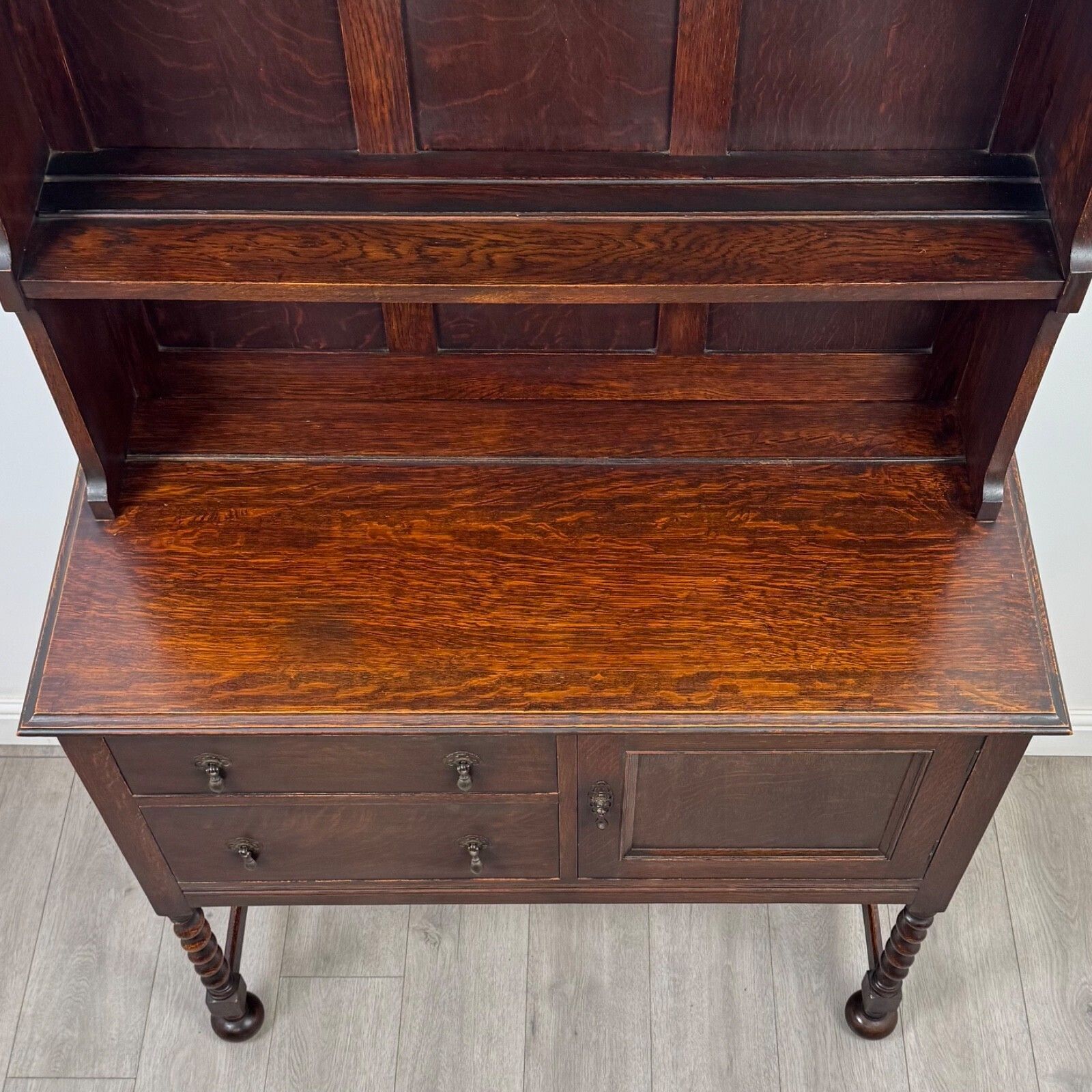 photo for sale Antique 20th Century Barley Twist Welsh Dresser In Oak ( Af 5409 )