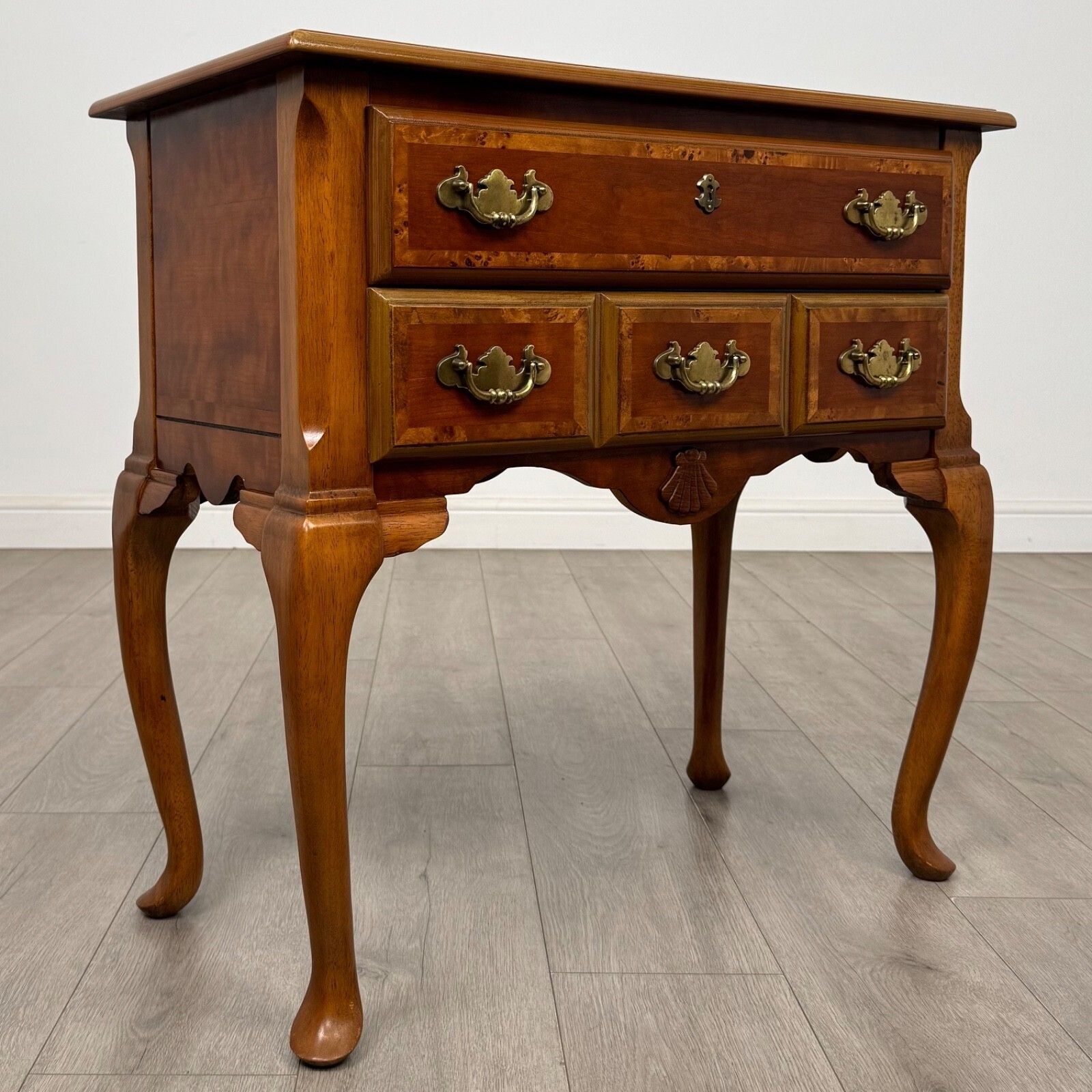 photo furniture Antique 20th Century Good Quality Side Table In Beech ( Af 5414 )