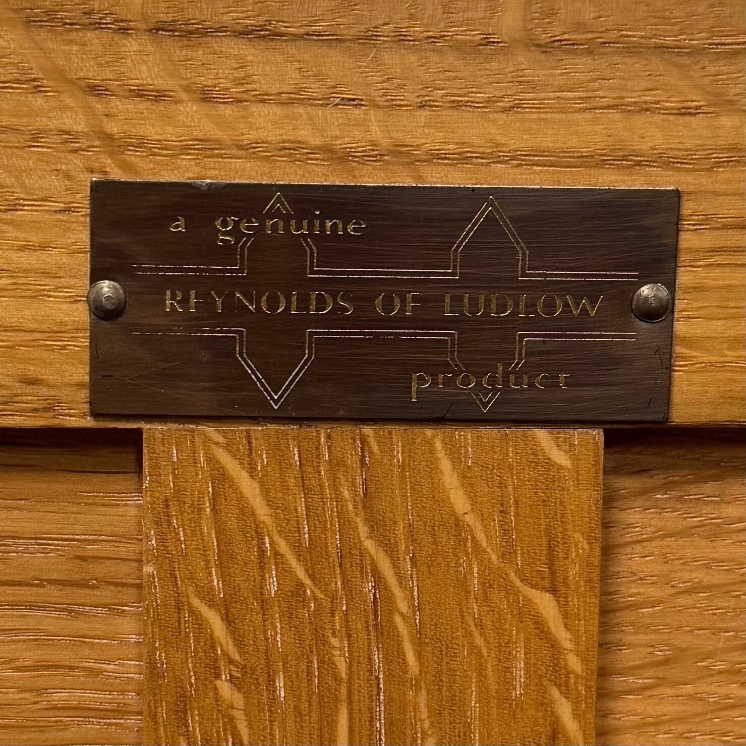 Furniture Antique 20th Century Oak Cupboard Made By Reynolds Of Ludlow ( Af 5399 ) photo