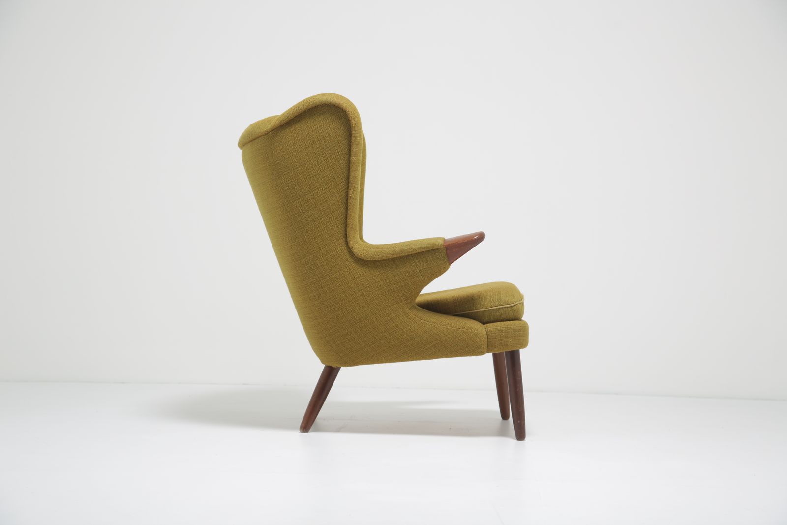 photo for sale Mid Century Papa Bear Lounge Armchair ‘Model 91’ By Svend Skipper, 1950s