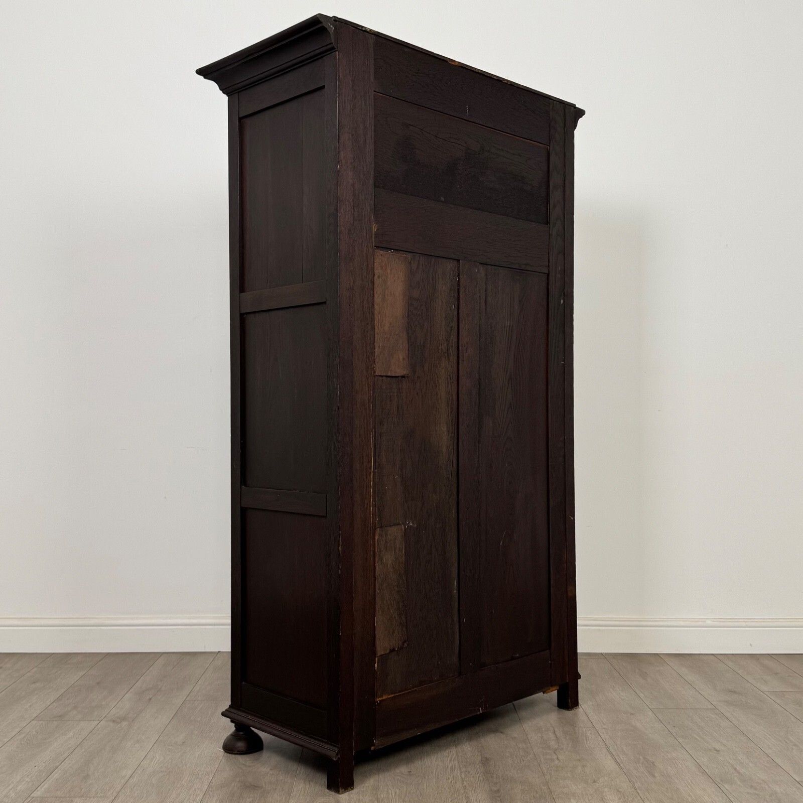 Antique 20th Century Jacobean Style Wardrobe In Oak ( Af 5386 ) photo 825.0