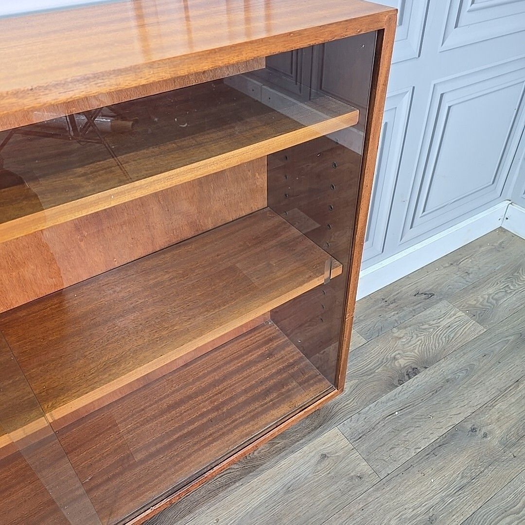 photo vinterior Mid Century Glass Bookcase Retro Vintage Teak Display Shelves Cabinet Wood Mcm