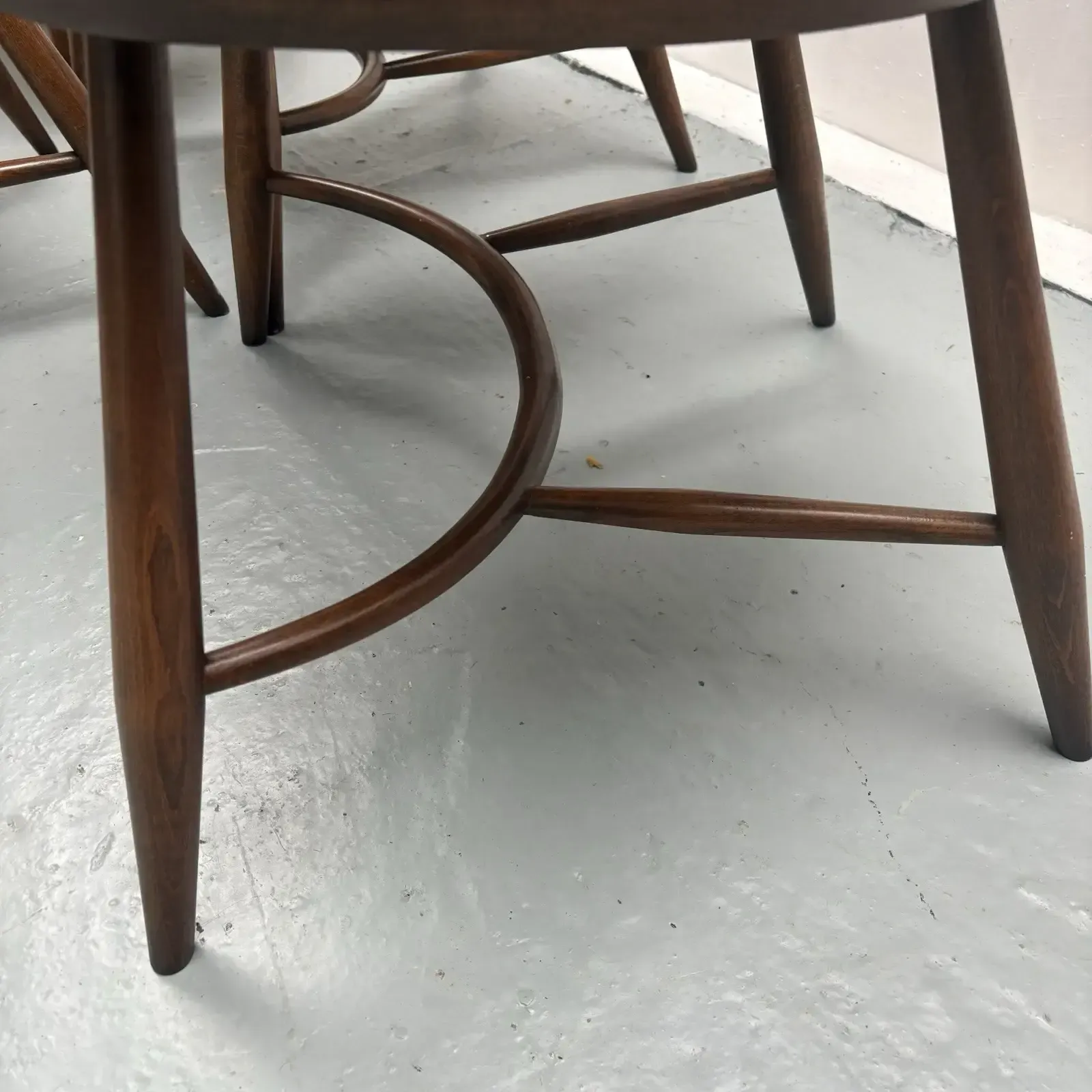 4 Ercol Dining Chairs Cryoline Stretcher Model 909 2 Rare Carvers Golden Dawn photo vinterior