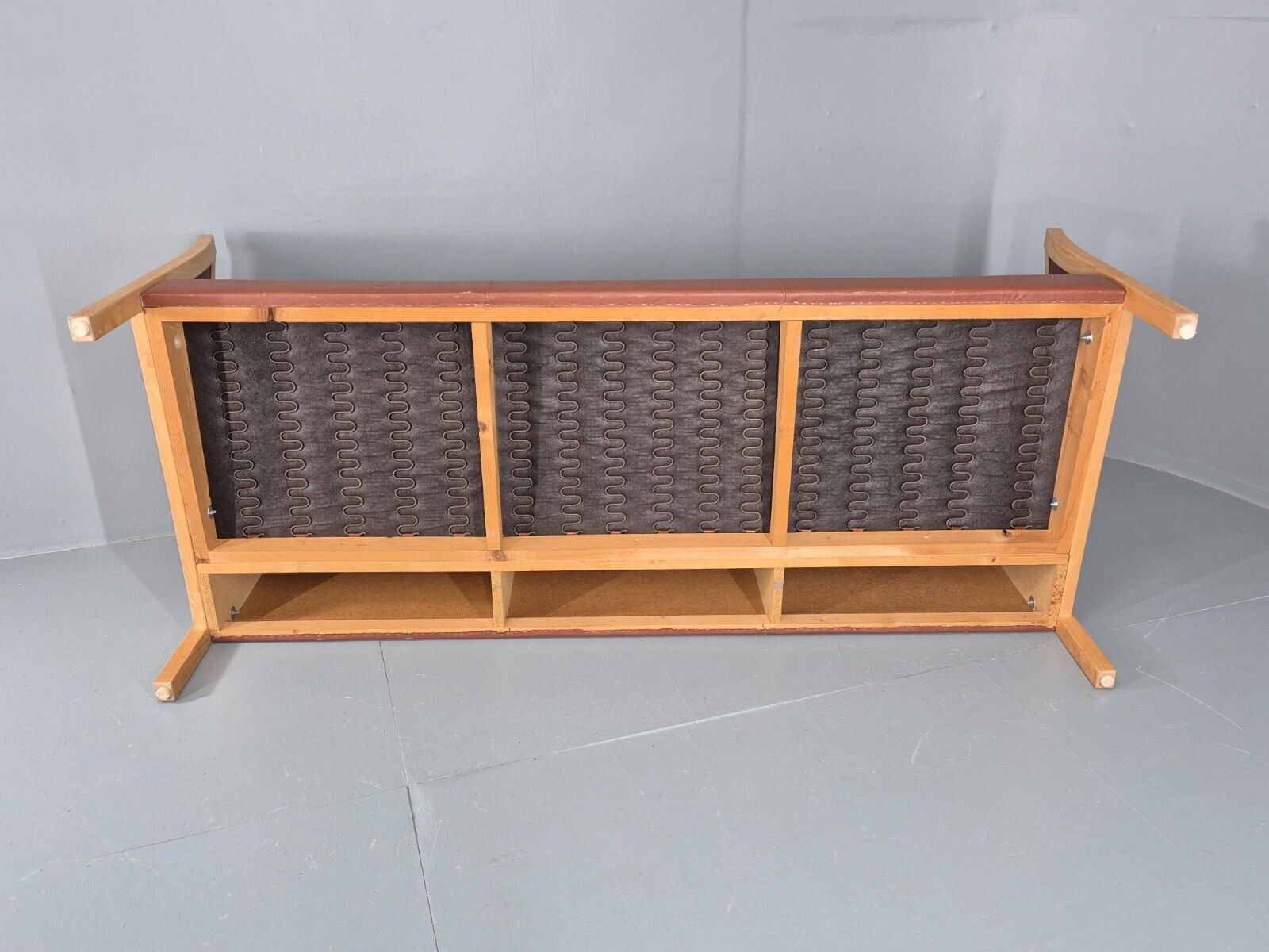 650.0 Vintage Stouby 3 Seat Sofa Reddy Brown Leather Beech Wood Slat photo
