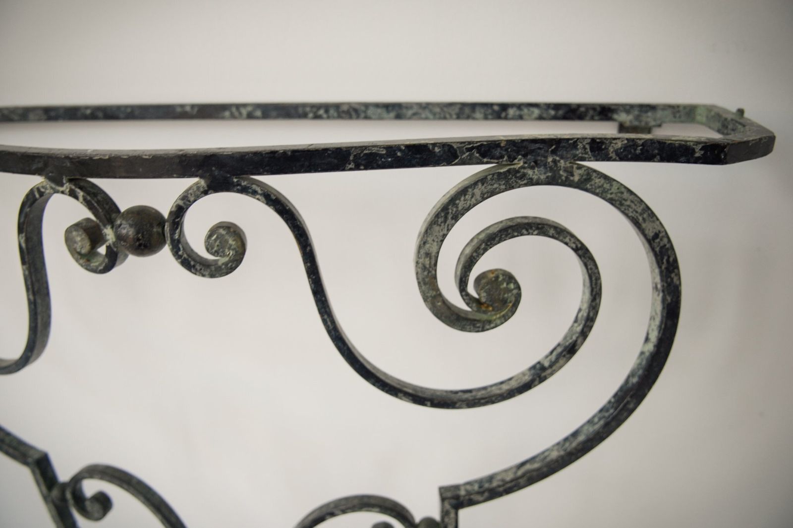 Klassieke Consoletafel Van Handbewerkt Messing Of Brons, Jaren 1930 photo for sale